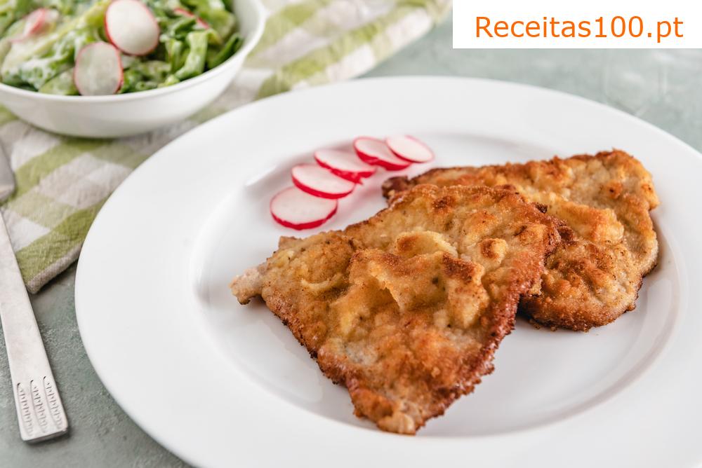 Bife de porco da paleta frito em ghee