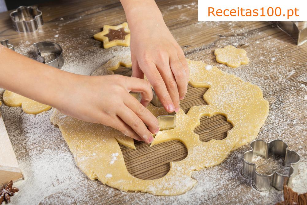Biscoitos de Natal - crocantes rolinhas de baunilha
