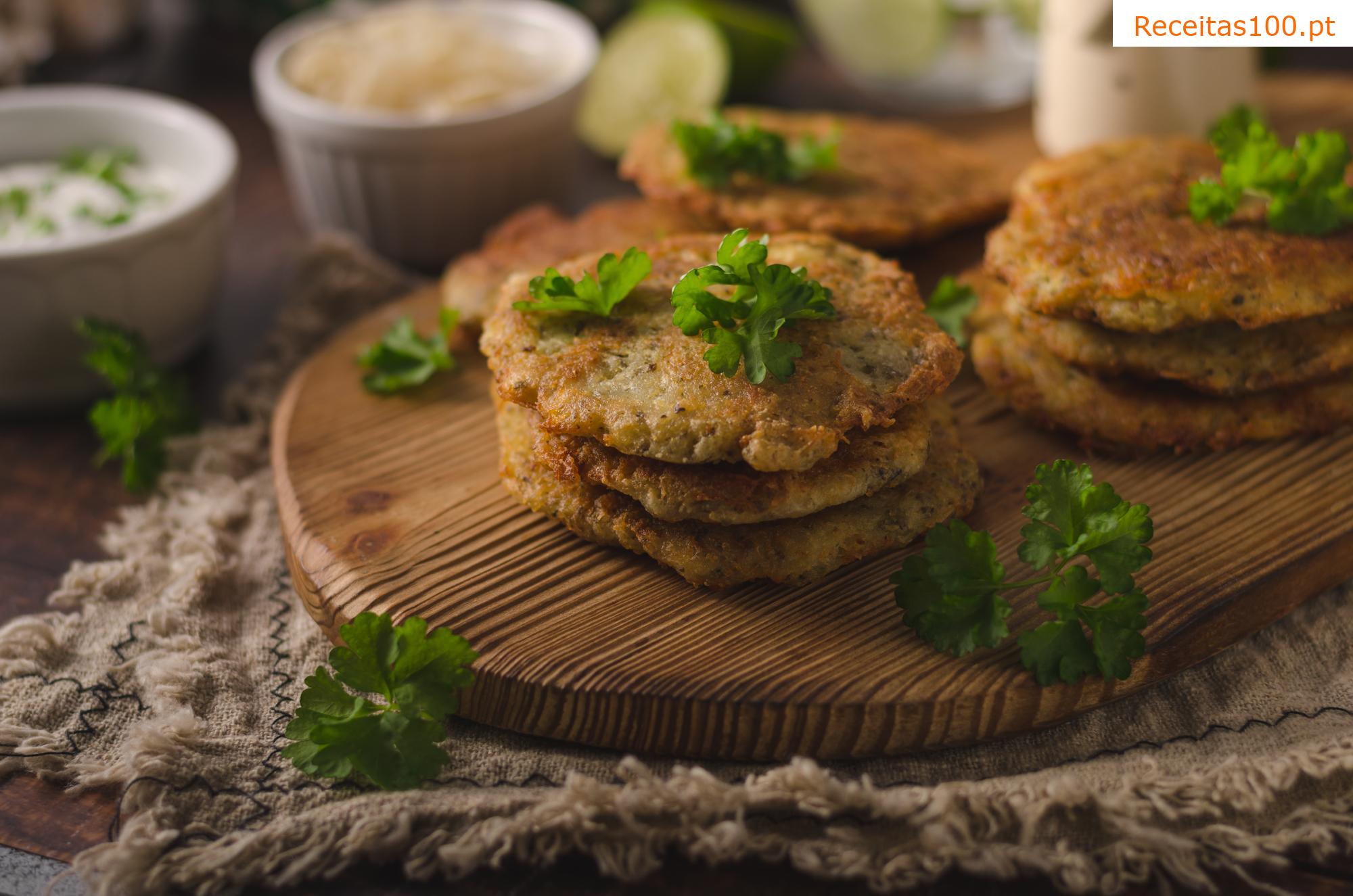 Bolachas de batata com chucrute