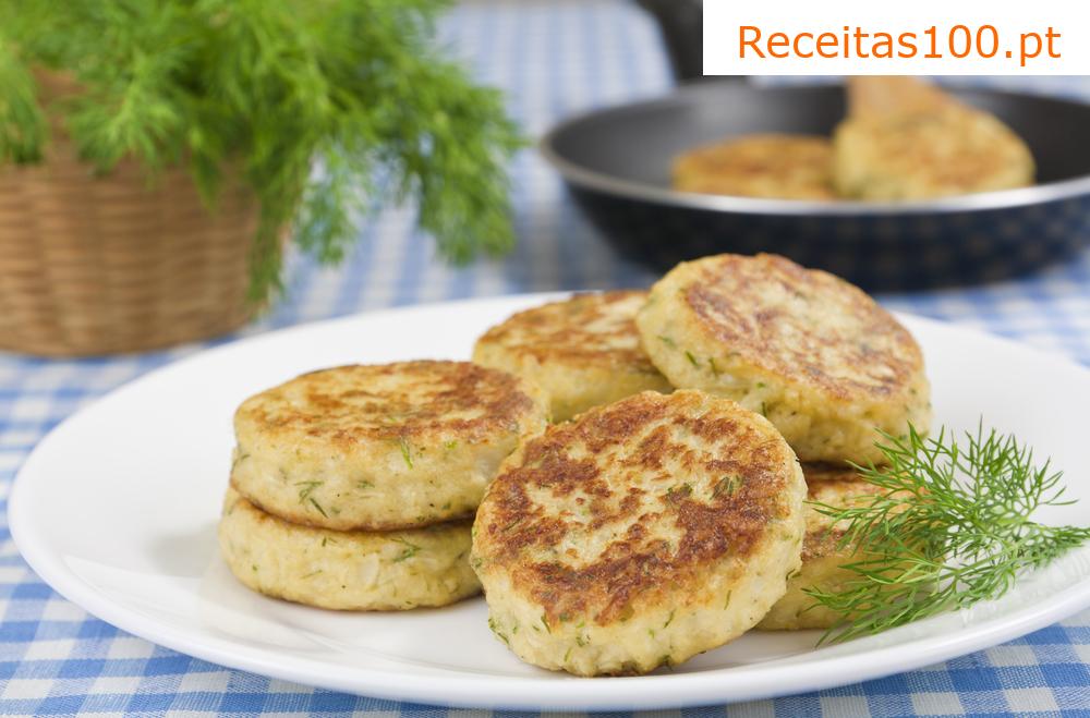 Bolinho de couve-folha