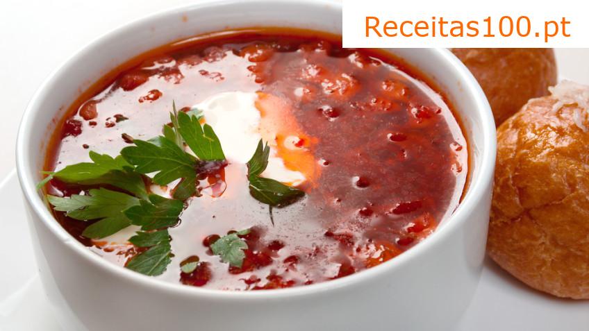 Borscht clássico russo
