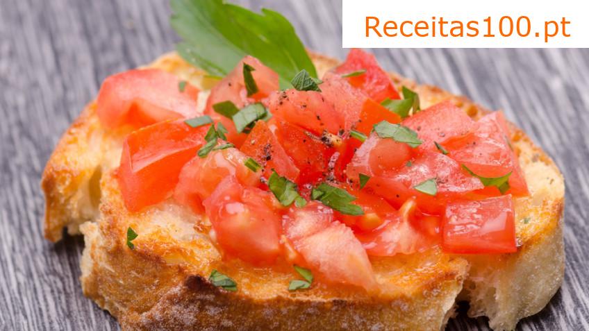 Bruschetta com tomates