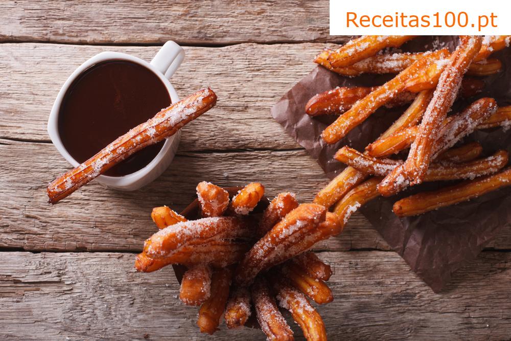 Churros com chocolate (Churros)