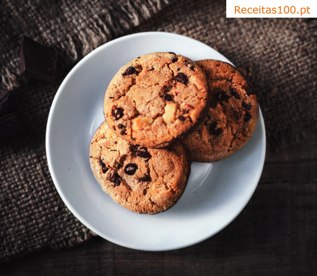 Cookies com pedaços de chocolate