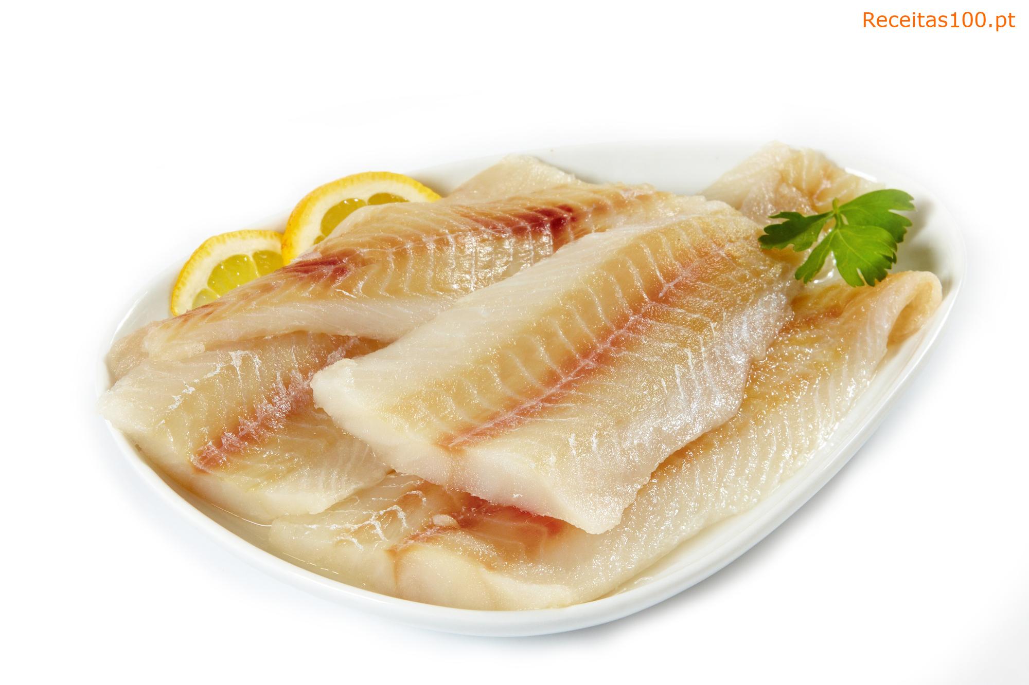 Filés de peixe assados no forno sem fritar