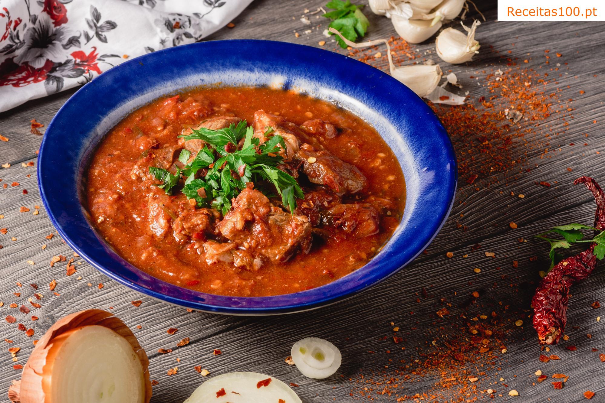 Frango à paprika