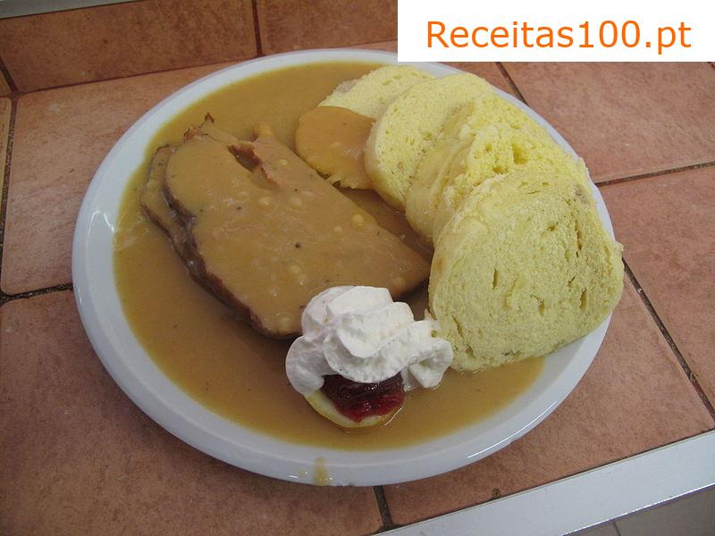 Molho de natas com carne de vaca