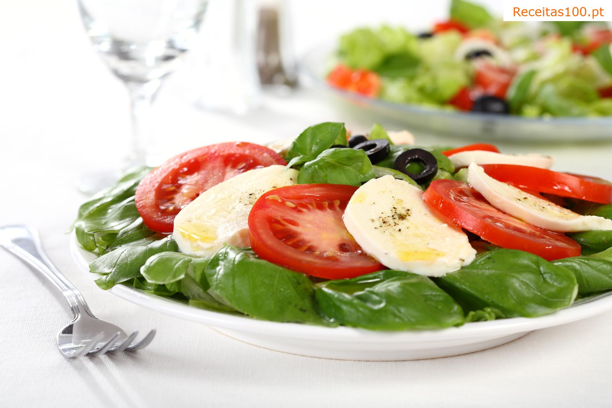 Mozzarella com tomates