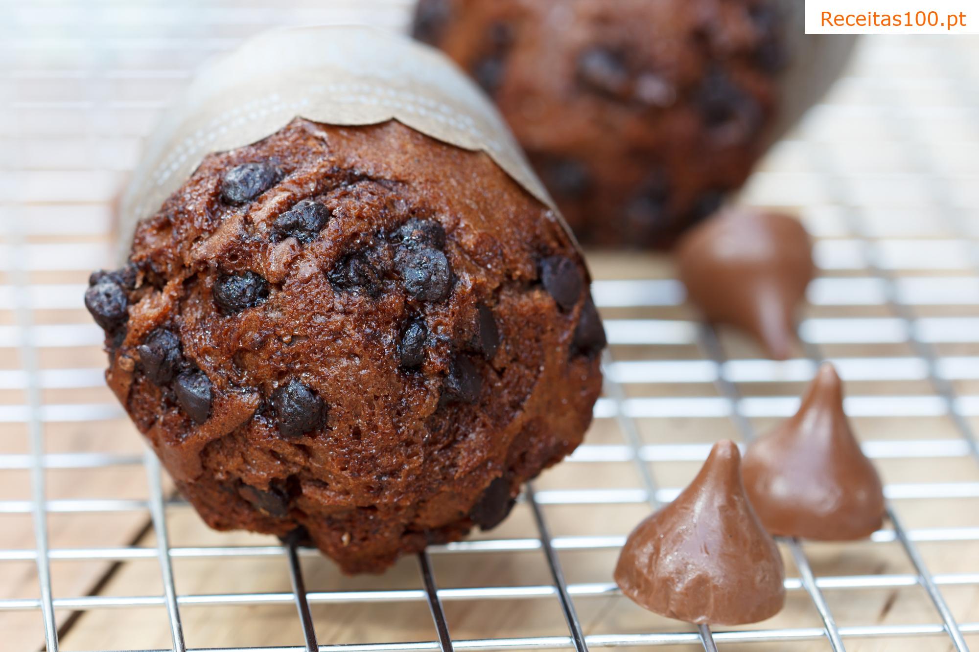 Muffins com pedaços de chocolate