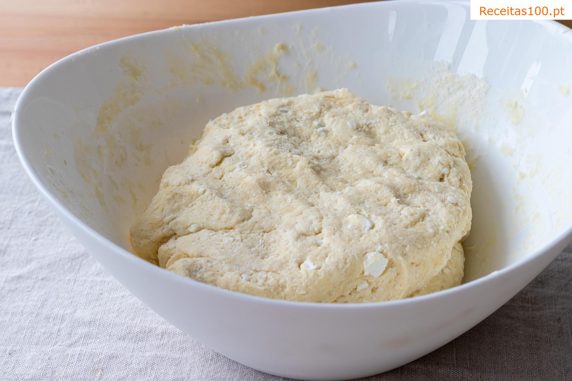 Pão cozido ao vapor na máquina de fazer pão