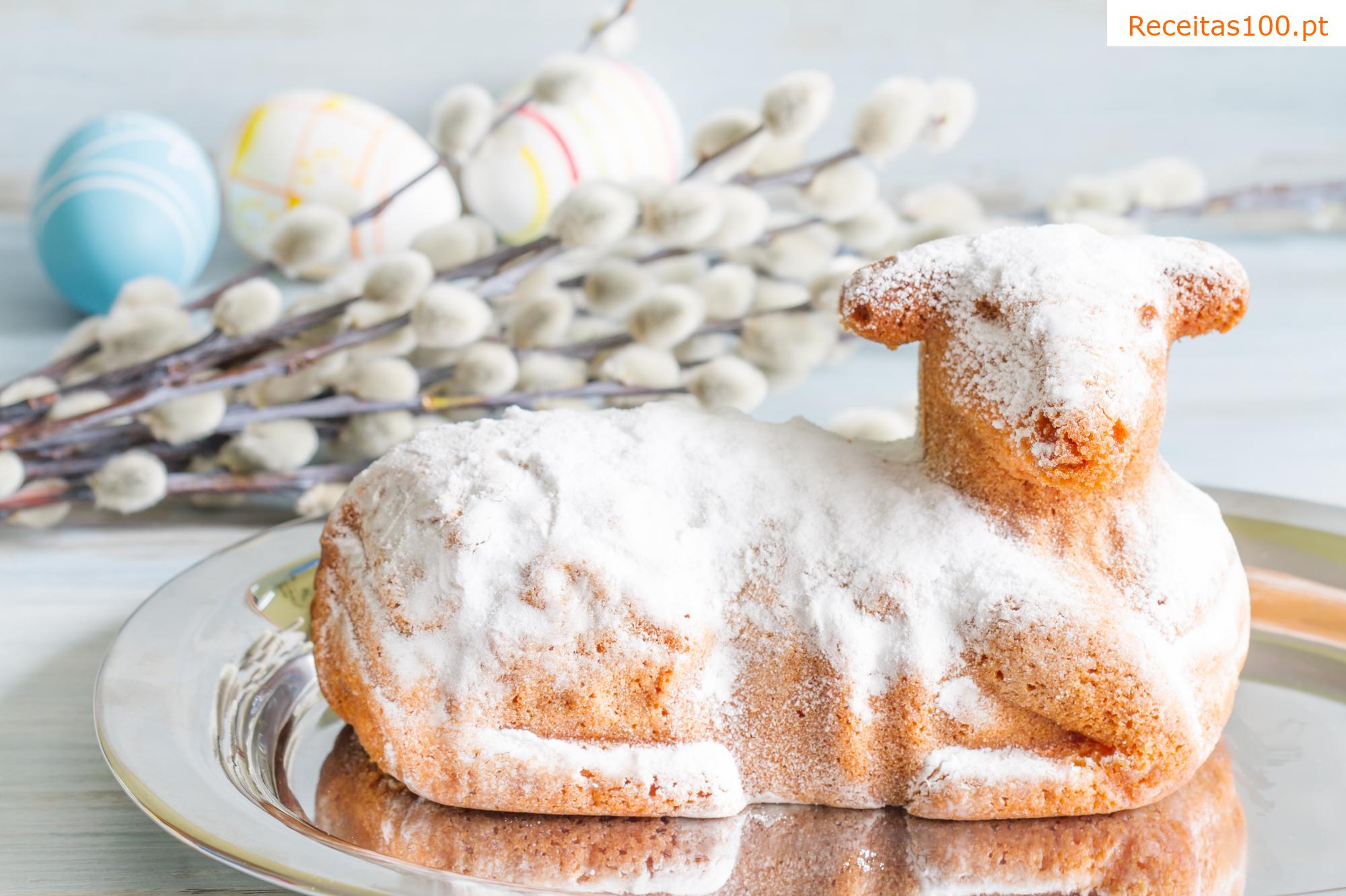 Pão de ló de Páscoa ralado