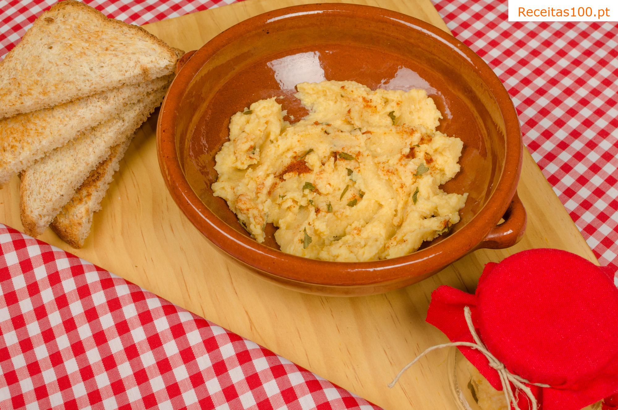 Pasta de queijo camembert