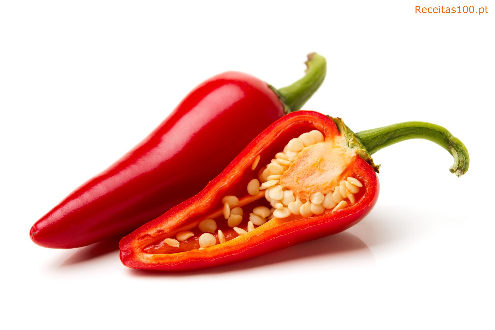 Pimentos assados recheados com queijo de cabra