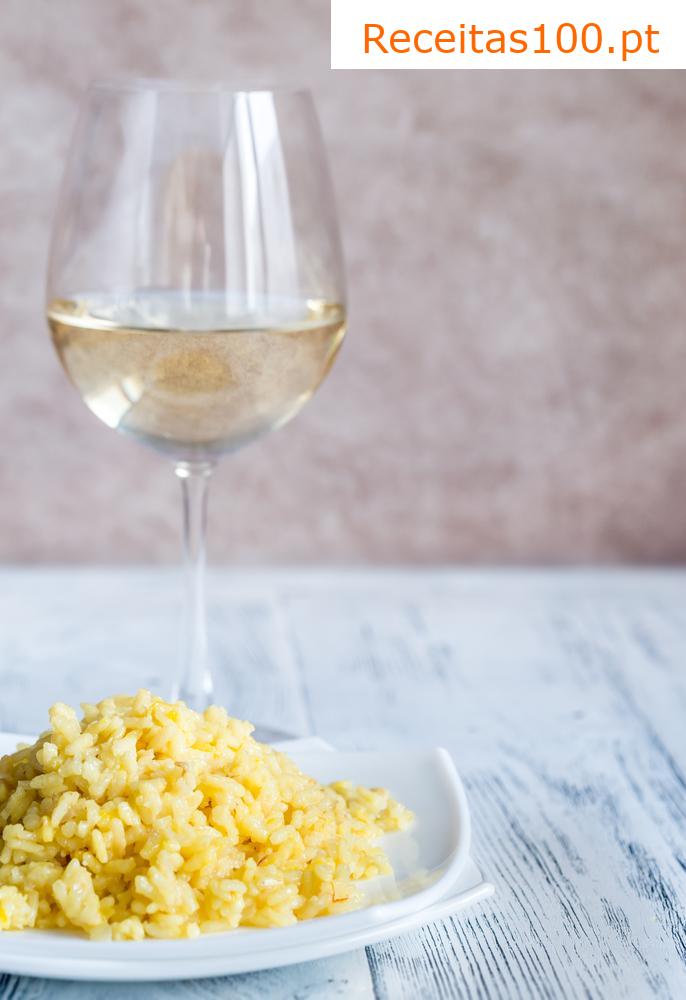 Risoto de parmesão com mexilhões