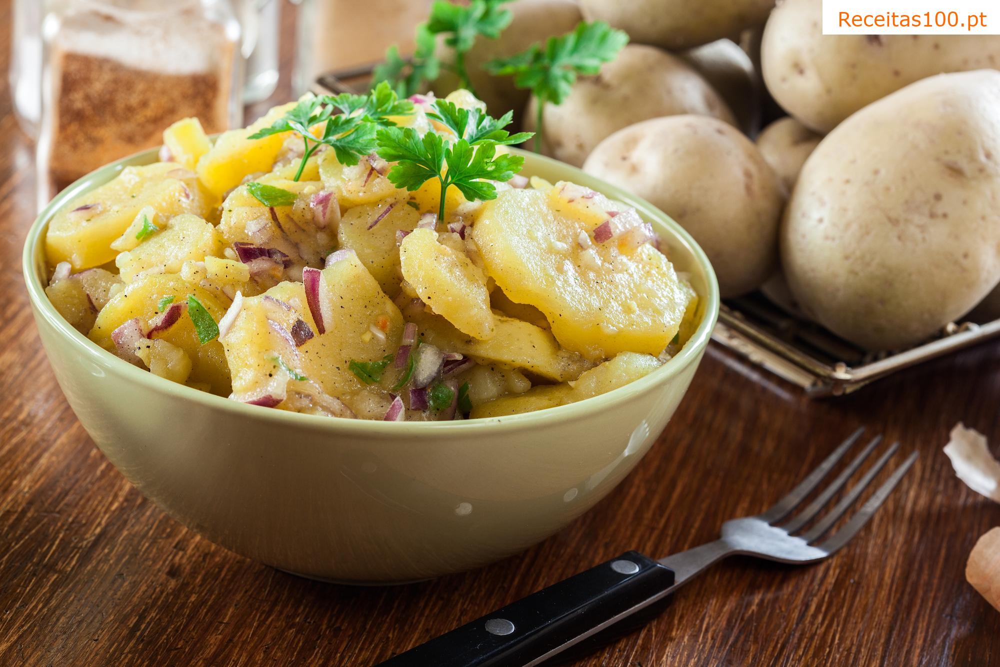 Salada de batata sem maionese