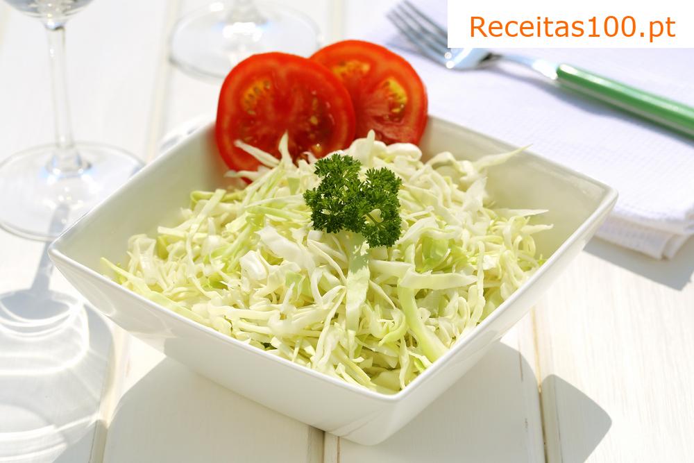 Salada de repolho frágil