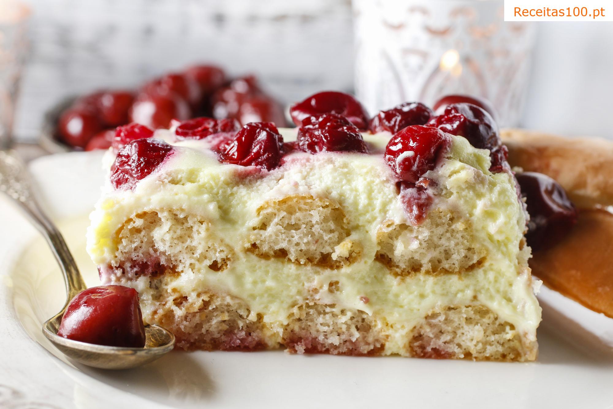 Sobremesa de queijo quark na taça