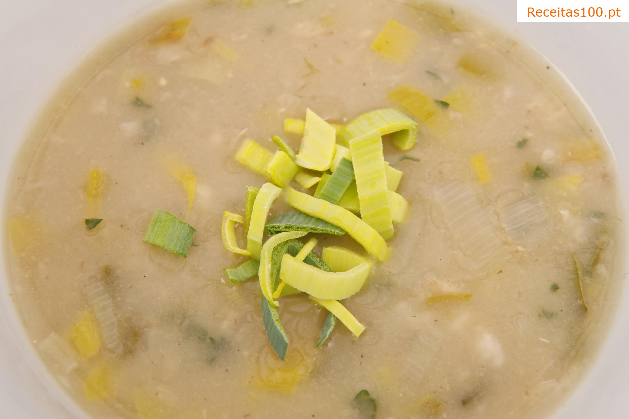 Sopa de couve com fermento