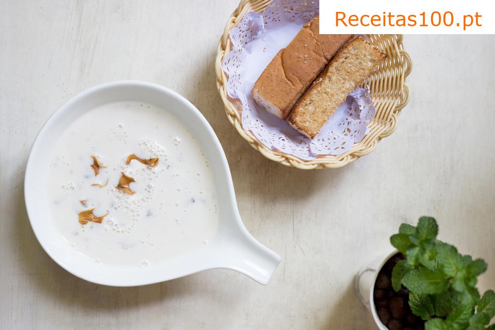 Sopa de soro de leite